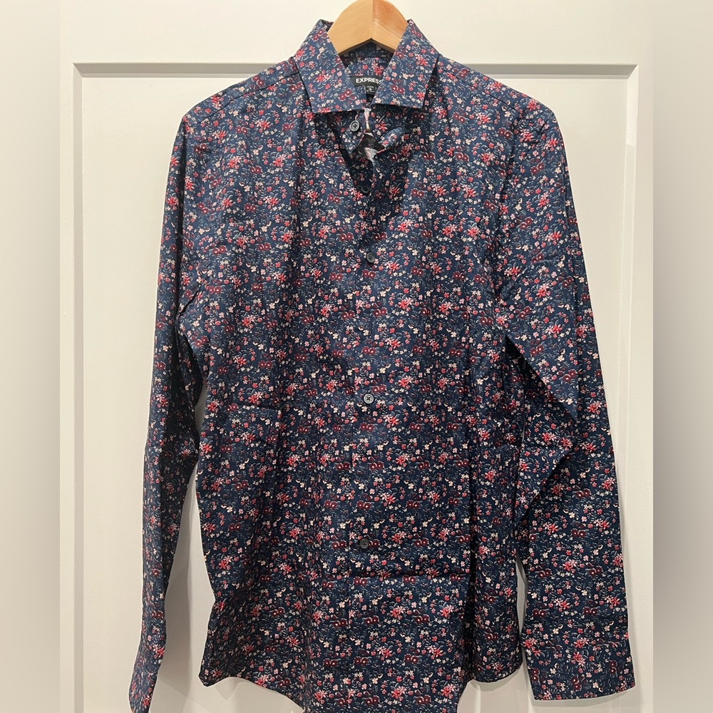 Men’s button up dress shirt